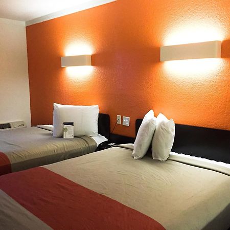 Motel 6-Tampa, Fl - Fairgrounds Heartland Экстерьер фото