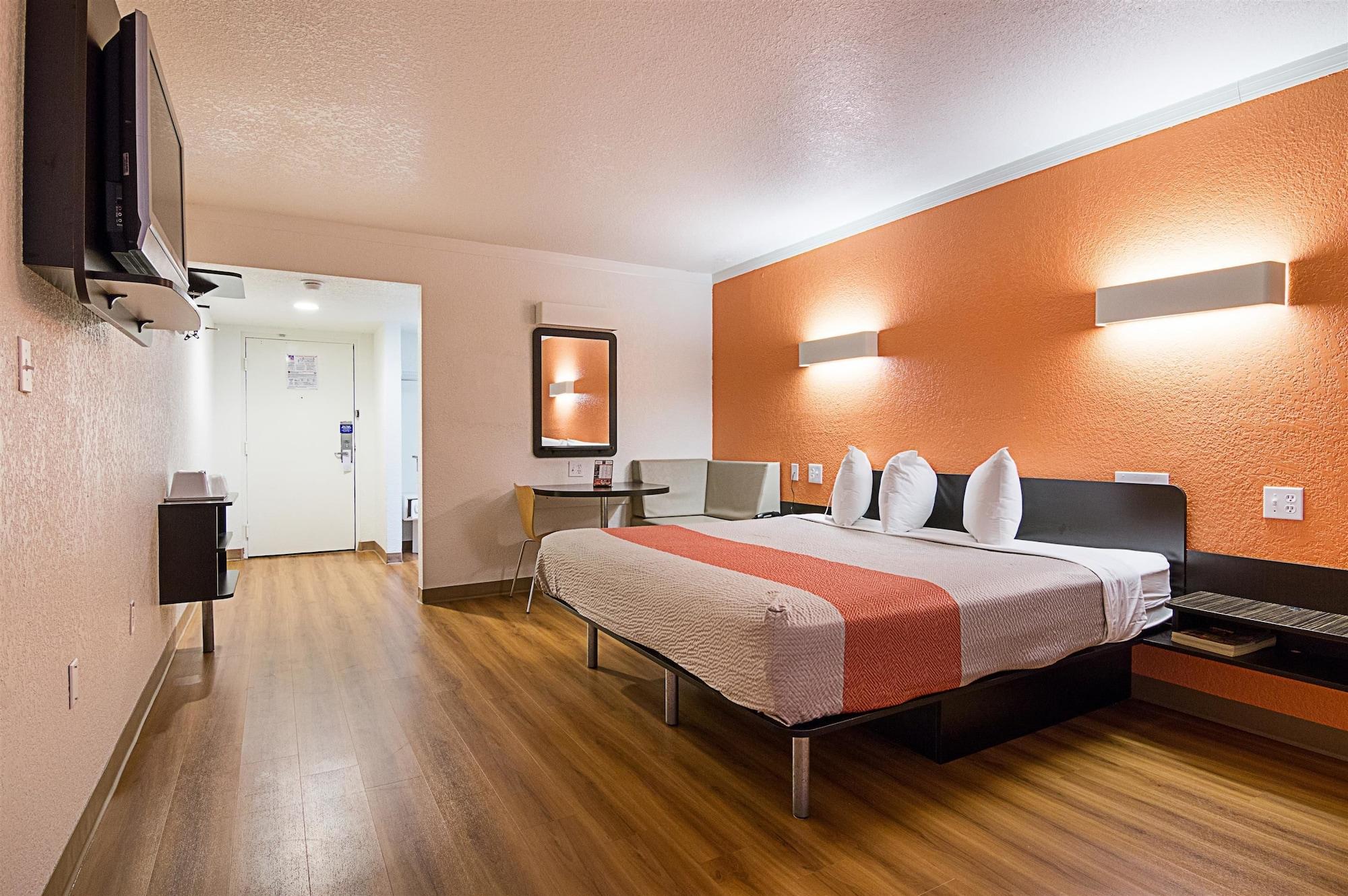 Motel 6-Tampa, Fl - Fairgrounds Heartland Экстерьер фото